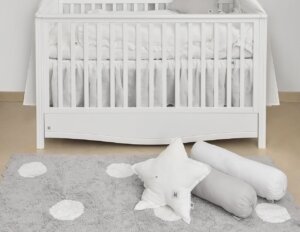 Biała falbana do łóżeczka dziecięcego z tkaniny lnianej